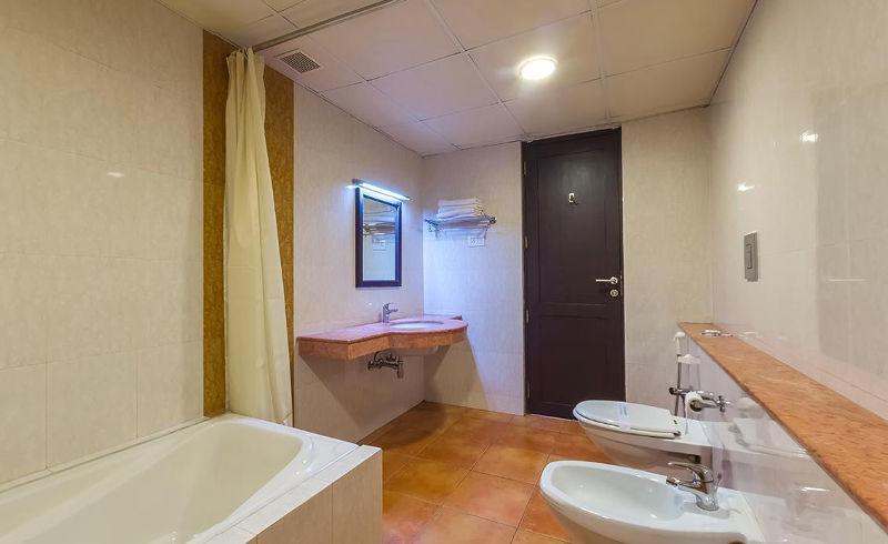 Hotel Geethu International Ковалам Экстерьер фото