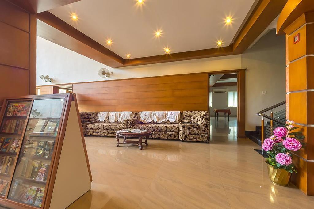 Hotel Geethu International Ковалам Экстерьер фото