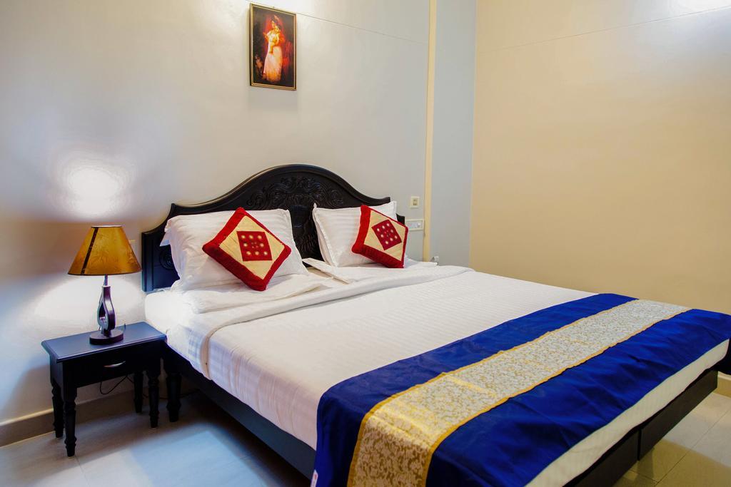 Hotel Geethu International Ковалам Экстерьер фото
