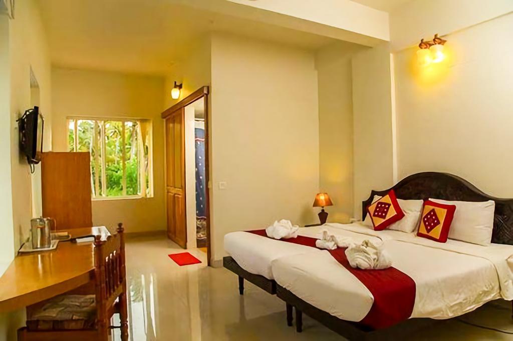 Hotel Geethu International Ковалам Экстерьер фото
