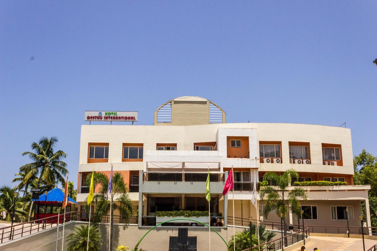 Hotel Geethu International Ковалам Экстерьер фото