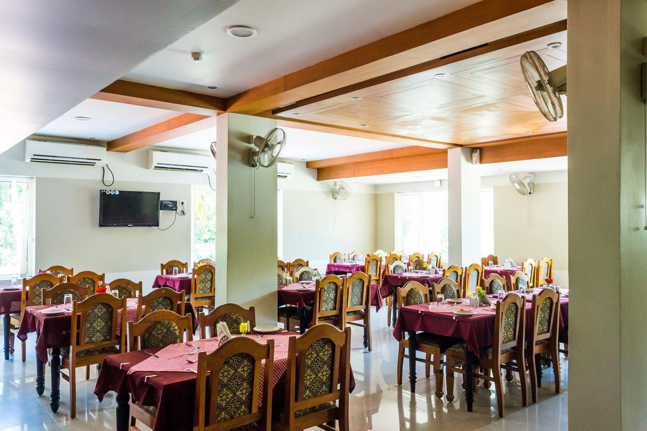 Hotel Geethu International Ковалам Экстерьер фото